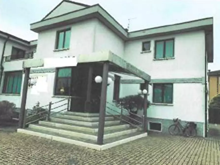 Immagine 5 di Hotel in vendita  in Str. Martorelli a Porto Mantovano