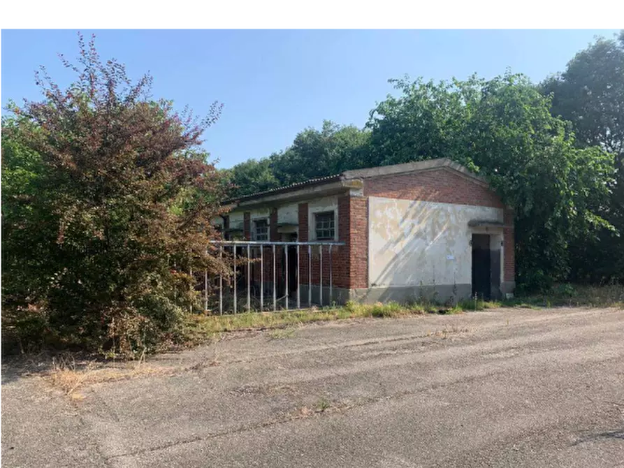 Immagine 5 di Casa bifamiliare in vendita  in Via Leopoldo Pilla a Curtatone