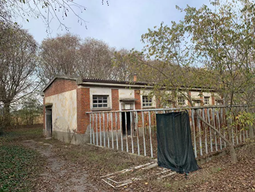 Immagine 6 di Casa bifamiliare in vendita  in Via Leopoldo Pilla a Curtatone