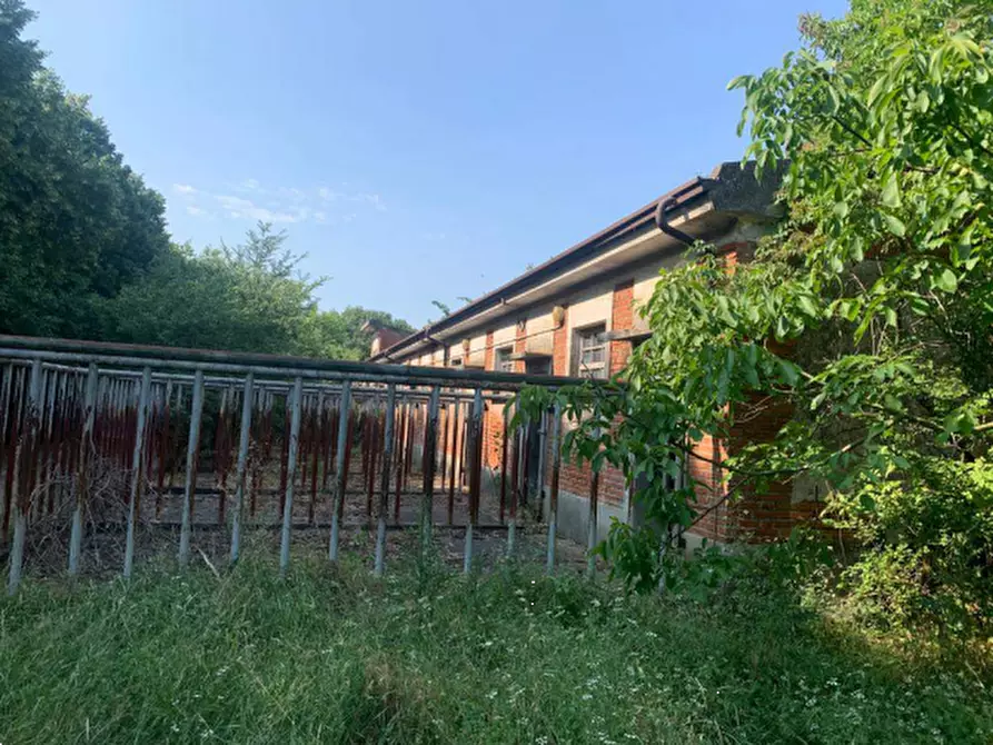 Immagine 8 di Casa bifamiliare in vendita  in Via Leopoldo Pilla a Curtatone