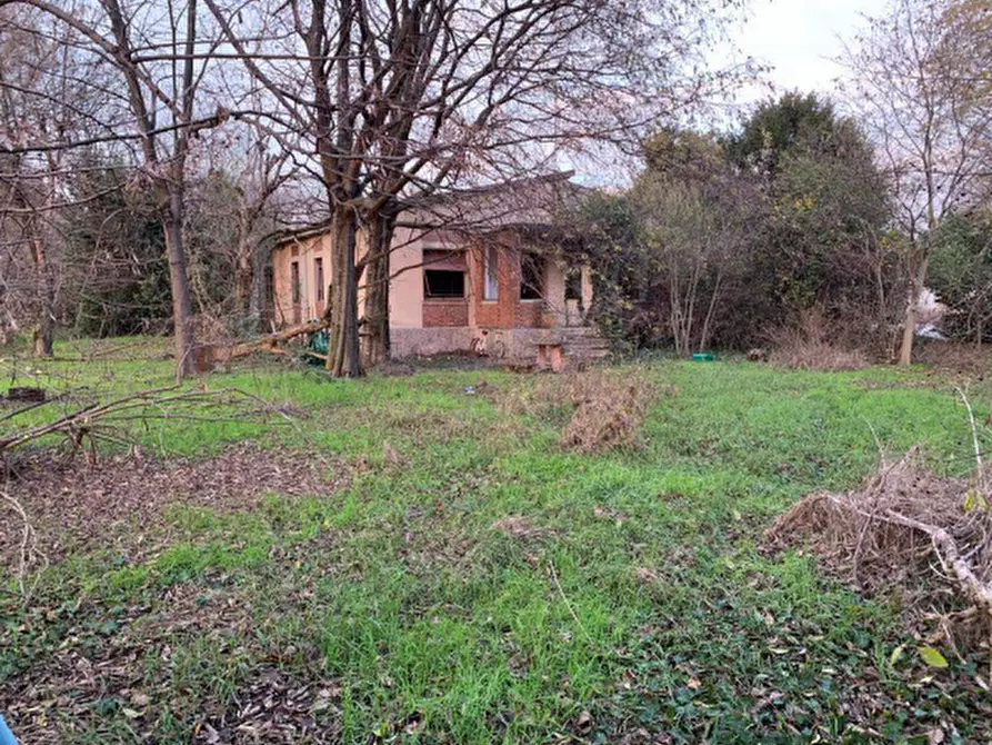 Immagine 12 di Casa bifamiliare in vendita  in Via Leopoldo Pilla a Curtatone