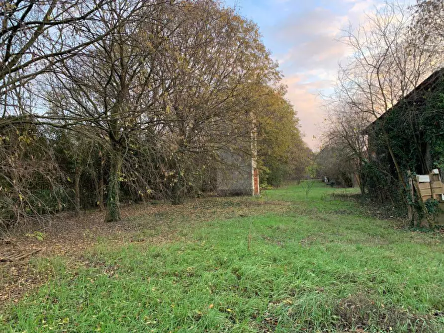 Immagine 14 di Casa bifamiliare in vendita  in Via Leopoldo Pilla a Curtatone