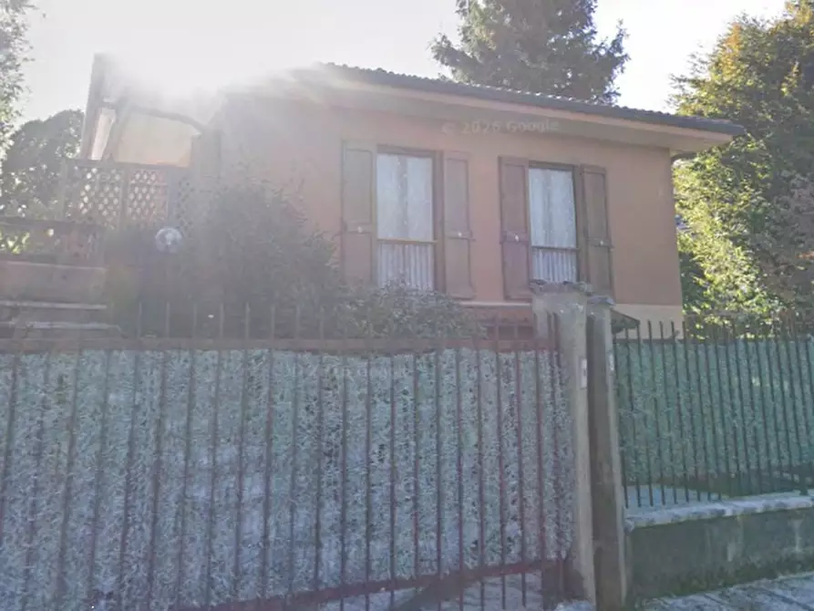 Immagine 5 di Casa bifamiliare in vendita  in Via Ing. R. Cabella Lattuada a Annone Di Brianza