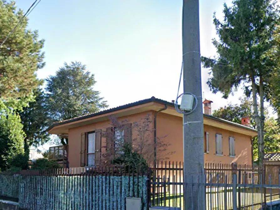 Immagine 12 di Casa bifamiliare in vendita  in Via Ing. R. Cabella Lattuada a Annone Di Brianza