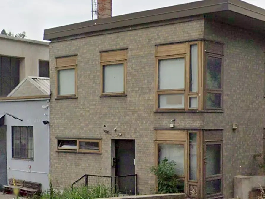 Immagine 5 di Ufficio in vendita  in Via Peschiera a Varese