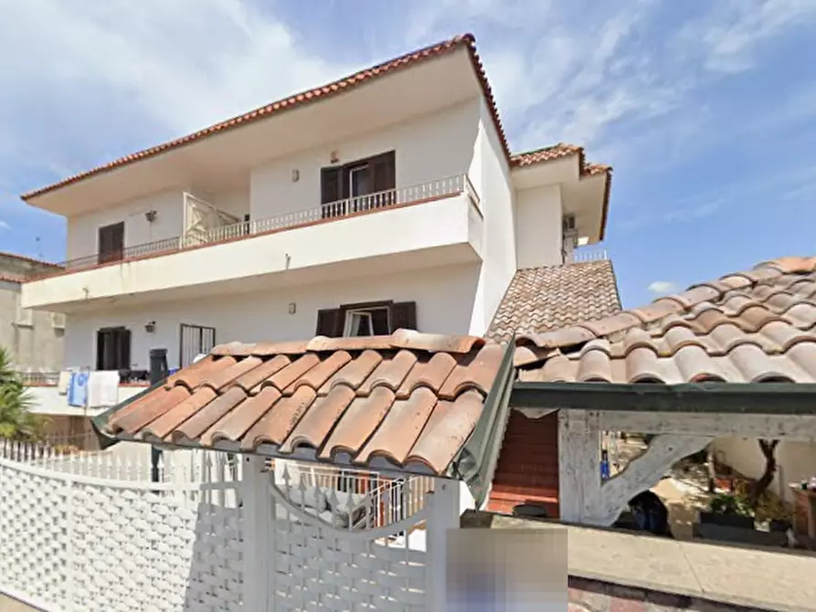 Immagine 3 di Appartamento in vendita  in Via Perugia  a Castel Volturno