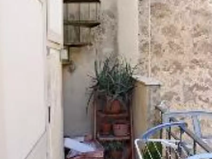 Immagine 8 di Appartamento in vendita  in Corso Atellano a Sant'arpino