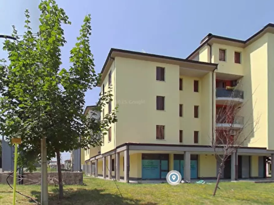 Immagine 11 di Appartamento in vendita  in Piazzale XXVII  Gennaio a Casalgrande