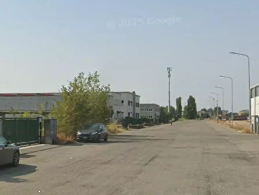 Immagine 3 di Capannone industriale in vendita  in Via Giovanni Ricordi a Busseto