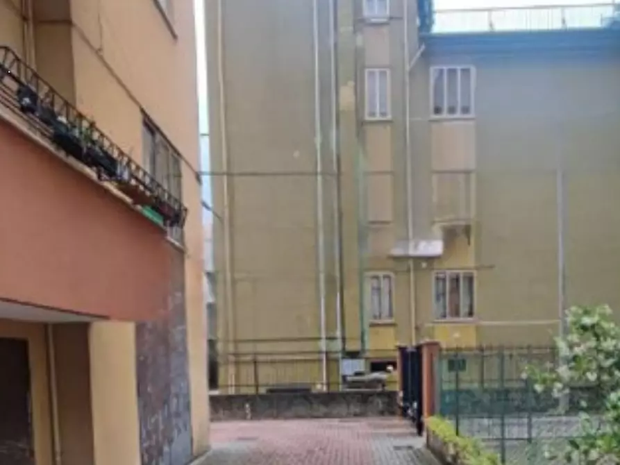 Immagine 5 di Appartamento in vendita  in Via Cattaneo a Venezia