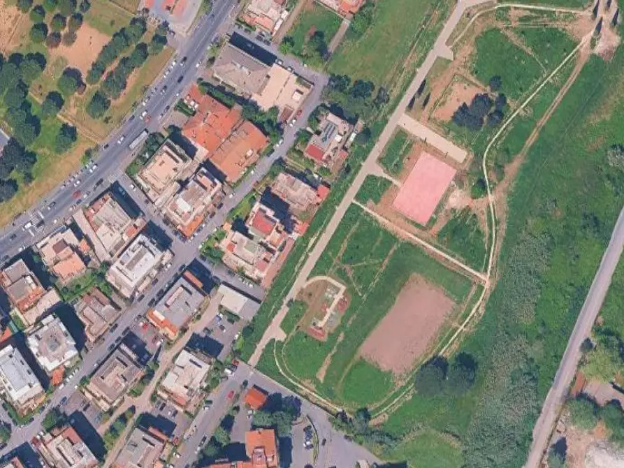 Immagine 1 di Appartamento in vendita  in Via Ortonovo a Roma