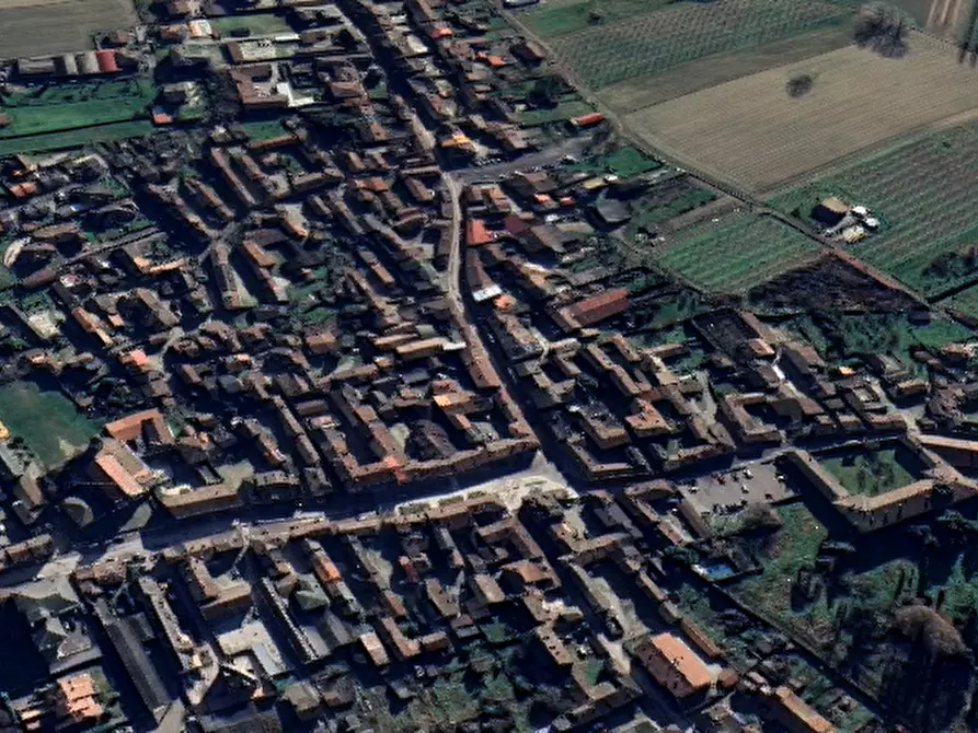 Immagine 10 di Appartamento in vendita  in Via Felice Cavallotti a Pieve Porto Morone