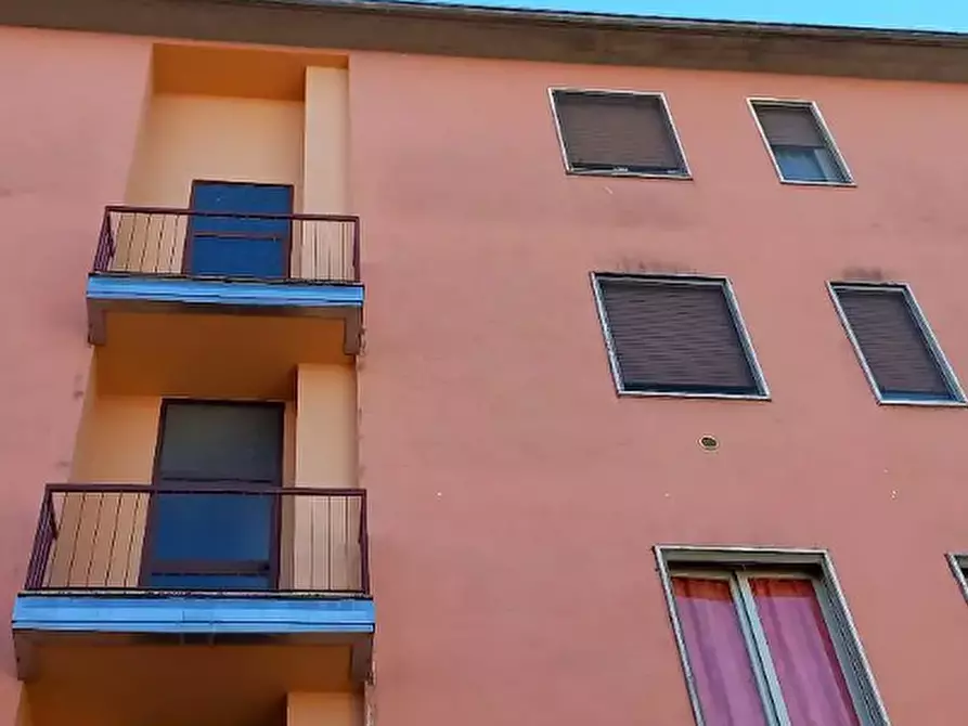 Immagine 8 di Appartamento in vendita  in Via Calatafimi  a Vigevano