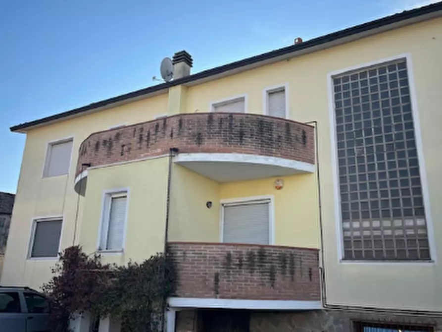 Immagine 2 di Appartamento in vendita  in Via Leonardo Da Vinci a Codigoro