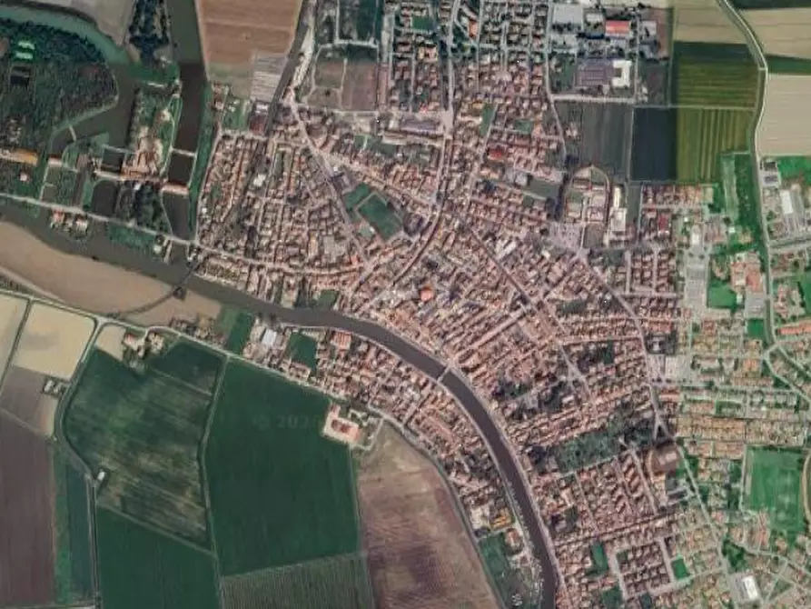 Immagine 10 di Appartamento in vendita  in Via Leonardo Da Vinci a Codigoro