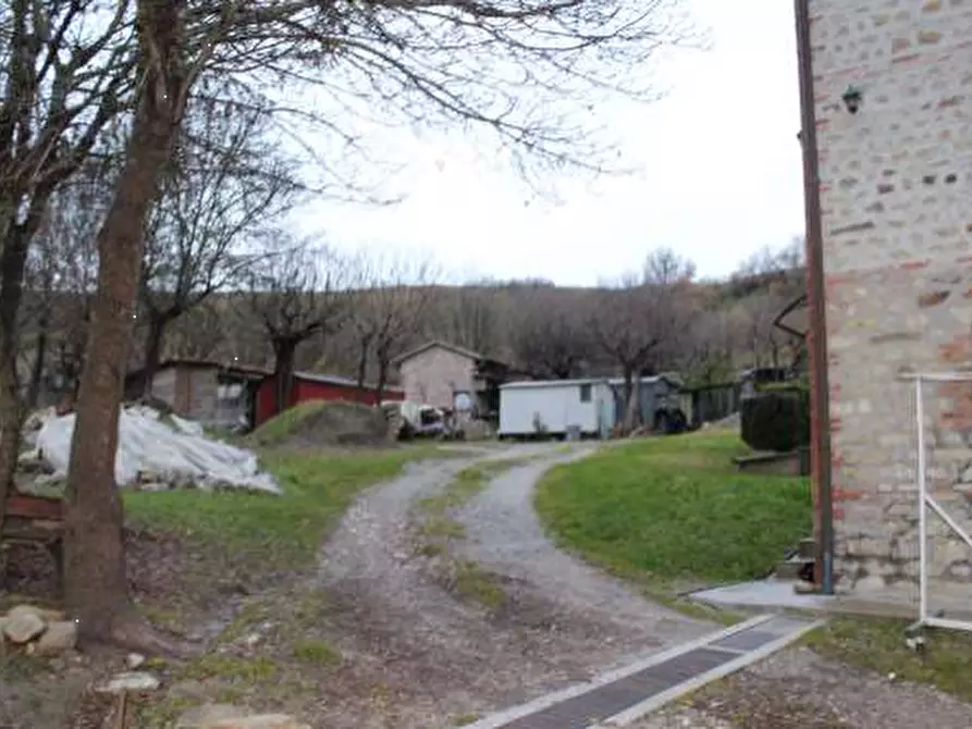 Immagine 5 di Porzione di casa in vendita  in Via Viara a Castel San Pietro Terme