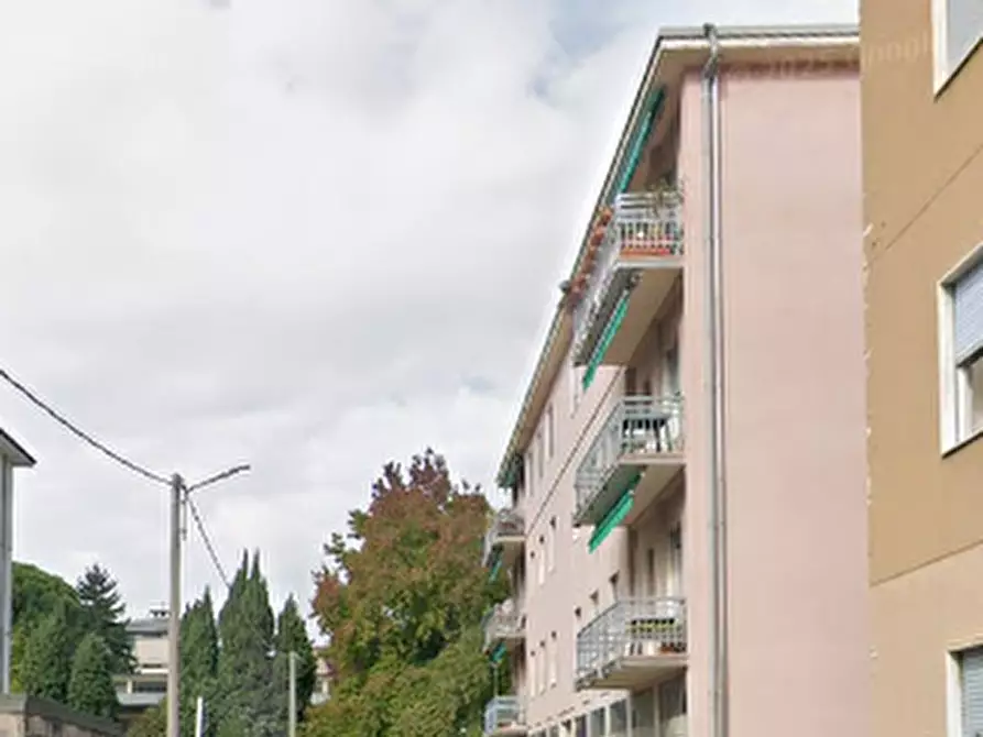 Immagine 1 di Appartamento in vendita  in Via Vertua Gentile  a Como