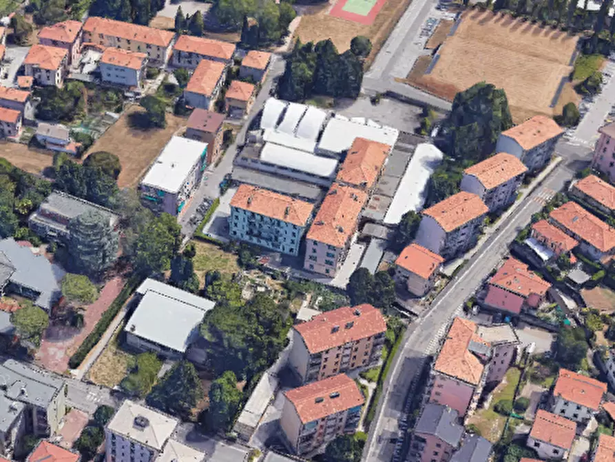 Immagine 12 di Appartamento in vendita  in Via Vertua Gentile  a Como