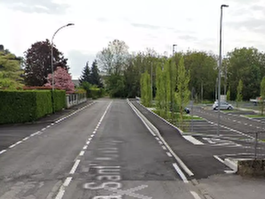 Immagine 11 di Appartamento in vendita  in Via Sant'Ambrogio  a Mariano Comense