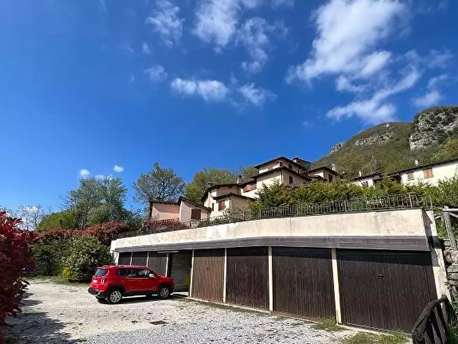 Immagine 3 di Appartamento in vendita  in Via Borgo Palense a Grizzana Morandi