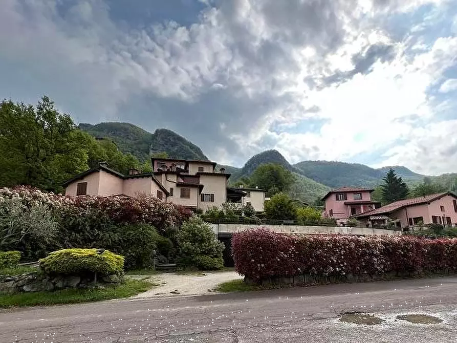 Immagine 4 di Appartamento in vendita  in Via Borgo Palense a Grizzana Morandi