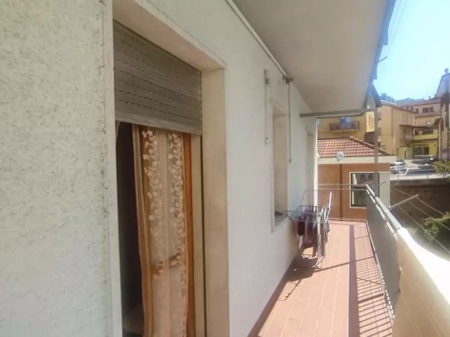 Immagine 19 di Appartamento in vendita  in  Via Roma a San Benedetto Val Di Sambro