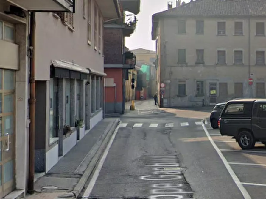 Immagine 11 di Negozio in vendita  in Via Giuseppe Garibaldi a Mariano Comense