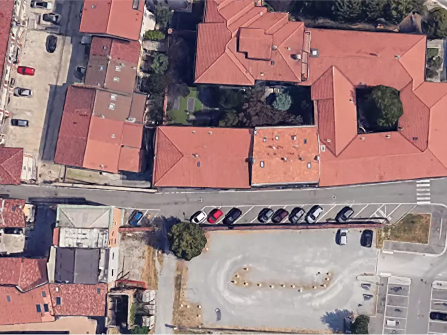 Immagine 13 di Negozio in vendita  in Via Giuseppe Garibaldi a Mariano Comense