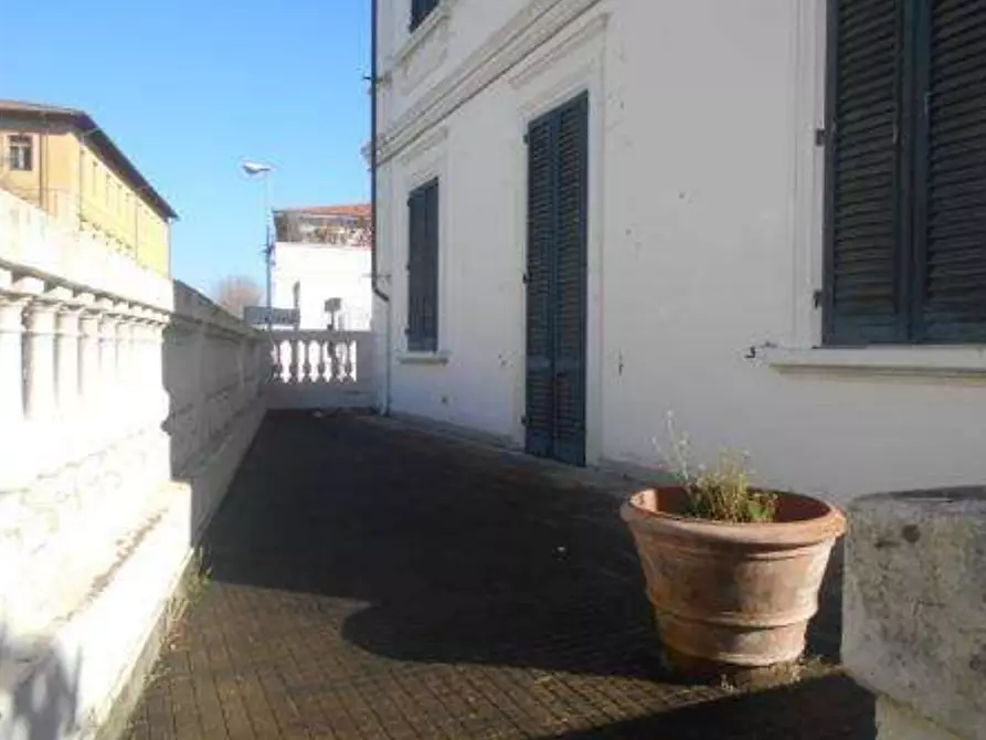 Immagine 10 di Villa in vendita  in Via G. Verdi a Empoli
