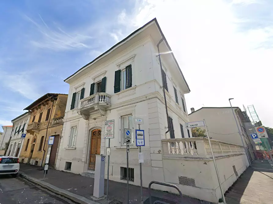 Immagine 2 di Villa in vendita  in Via G. Verdi a Empoli
