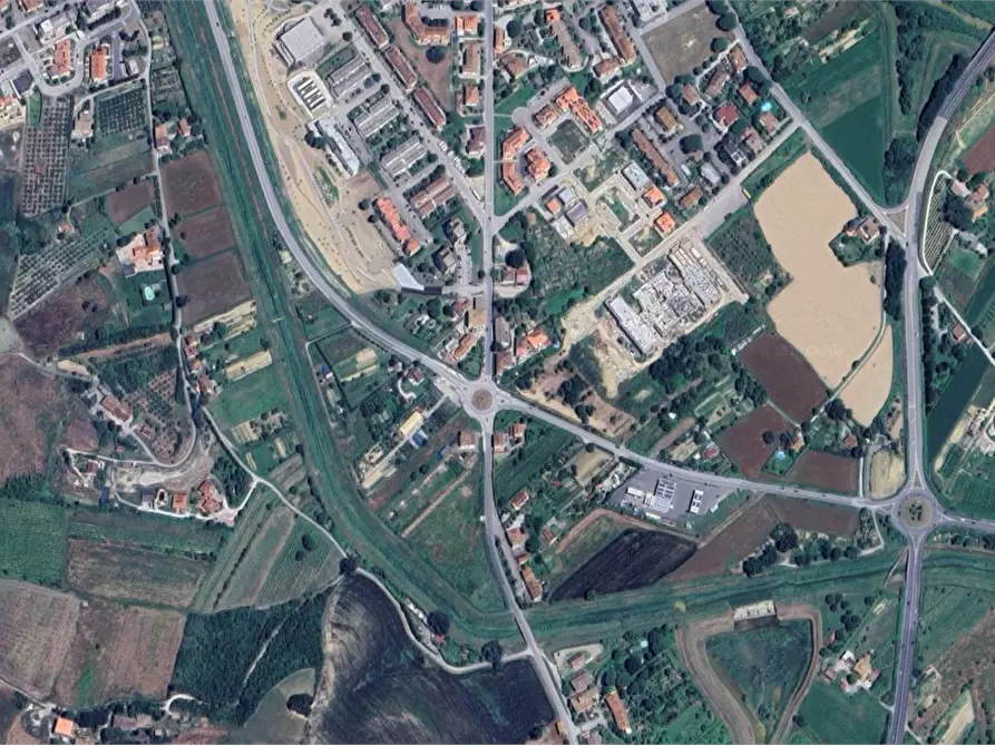 Immagine 8 di Garage in vendita  in Via dei Profeti  a Castelfiorentino