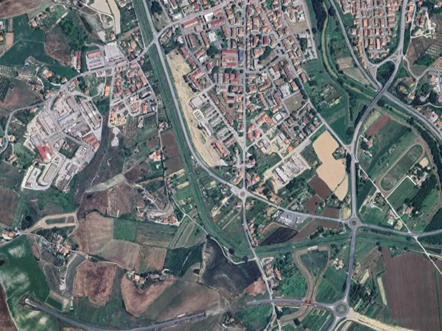 Immagine 9 di Garage in vendita  in Via dei Profeti  a Castelfiorentino