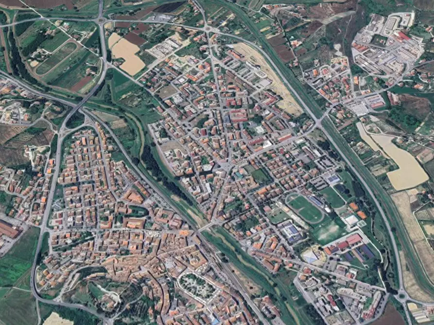 Immagine 5 di Negozio in vendita  in Via dei Profeti  a Castelfiorentino