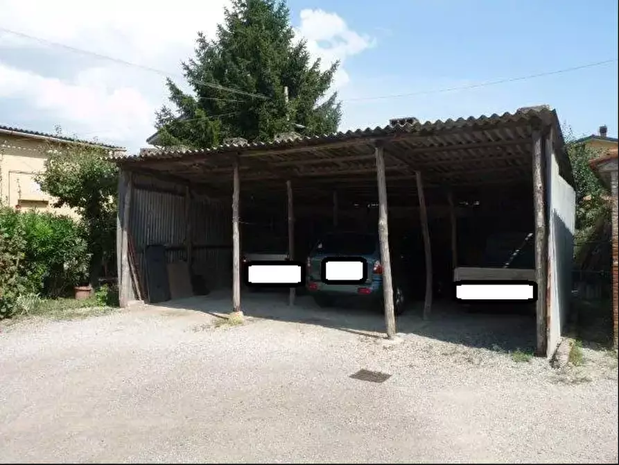 Immagine 1 di Magazzino in vendita  in Localita' Il Castelluccio - Via Sarno a Fucecchio