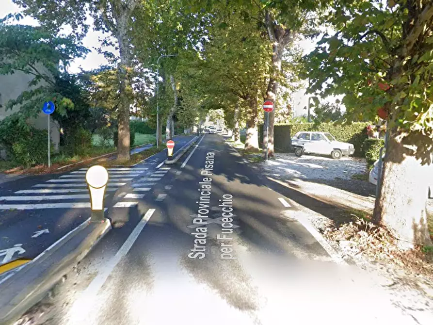 Immagine 3 di Magazzino in vendita  in Viale Cristoforo Colombo a Fucecchio