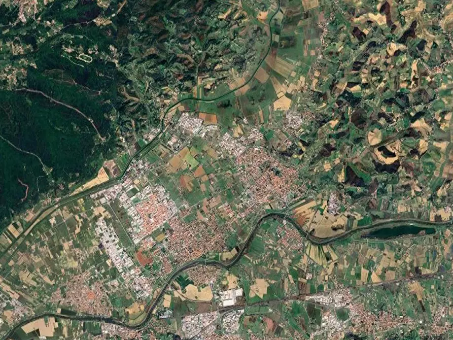 Immagine 6 di Magazzino in vendita  in Viale Cristoforo Colombo a Fucecchio