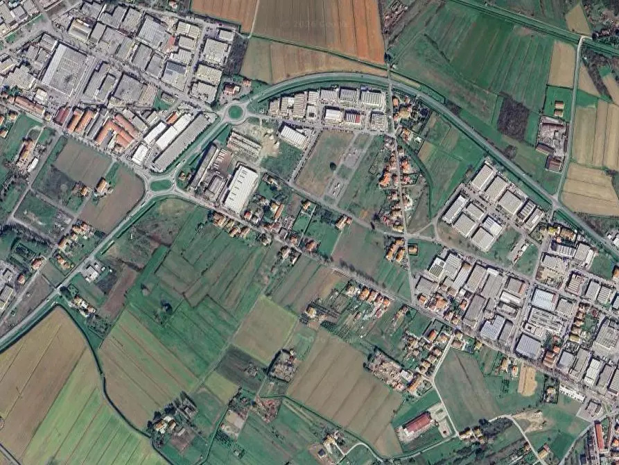 Immagine 9 di Magazzino in vendita  in Viale Cristoforo Colombo a Fucecchio