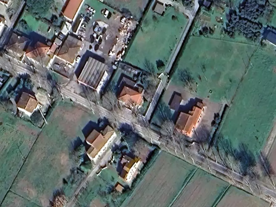 Immagine 12 di Magazzino in vendita  in Viale Cristoforo Colombo a Fucecchio