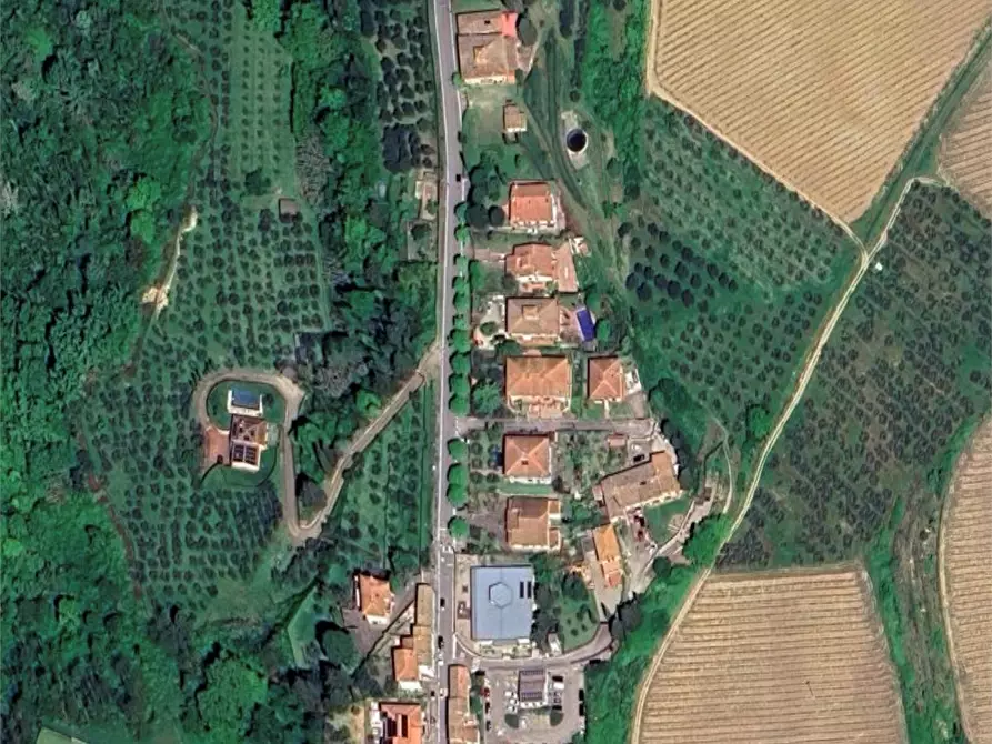 Immagine 11 di Appartamento in vendita  in Via Tavolese a Certaldo