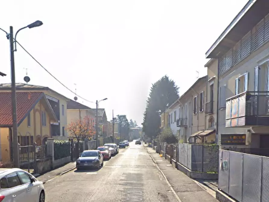 Immagine 8 di Appartamento in vendita  in Via Edmondo De Amicis a Concorezzo