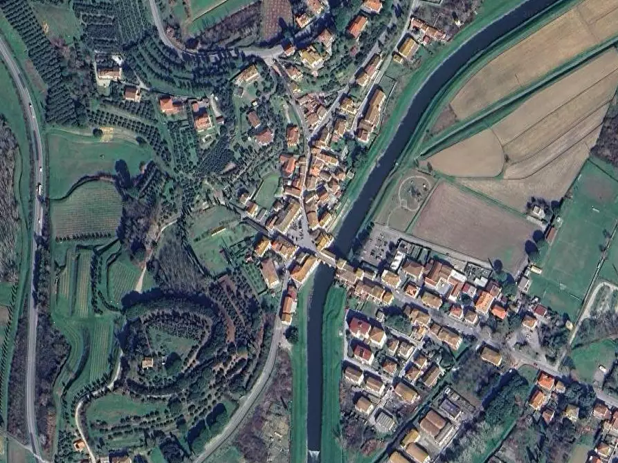 Immagine 15 di Appartamento in vendita  in Via Della Palagina a Fucecchio