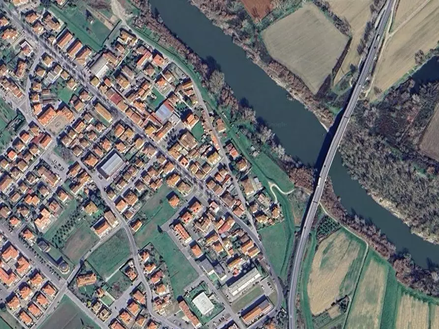 Immagine 21 di Appartamento in vendita  in Via dell'indipendenza a Fucecchio