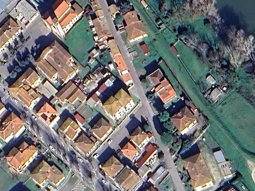 Immagine 23 di Appartamento in vendita  in Via dell'indipendenza a Fucecchio