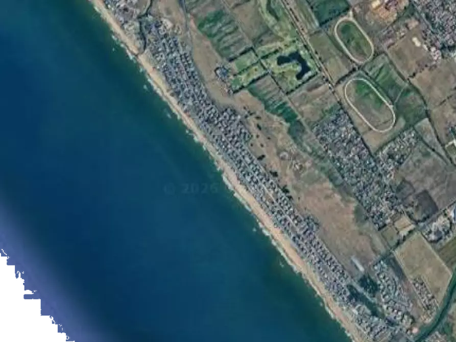 Immagine 5 di Garage in vendita  in Via Catania a Ardea