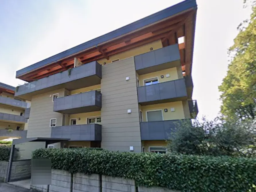 Immagine 11 di Appartamento in vendita  in Via Duca D'Aosta a Valdagno