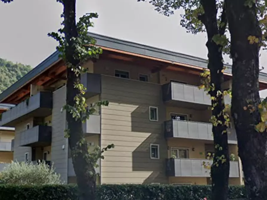 Immagine 17 di Appartamento in vendita  in Via Duca D'Aosta a Valdagno