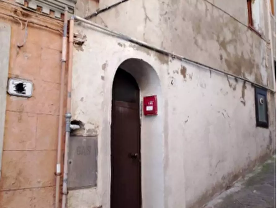 Immagine 2 di Stabile in vendita  in Via della Greppa a Fucecchio