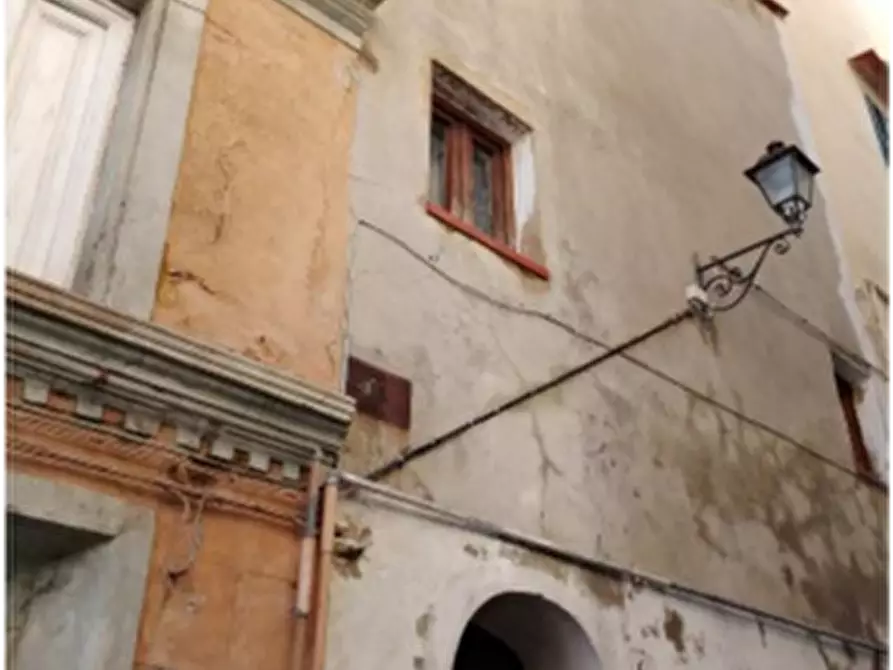 Immagine 1 di Stabile in vendita  in Via della Greppa a Fucecchio