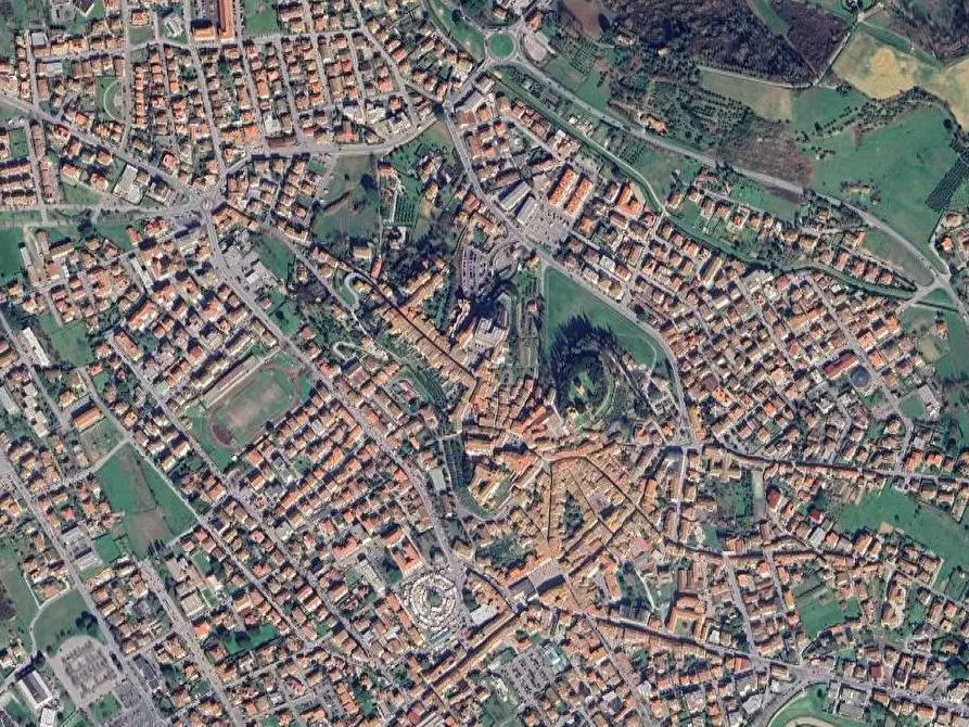 Immagine 26 di Stabile in vendita  in Via della Greppa a Fucecchio