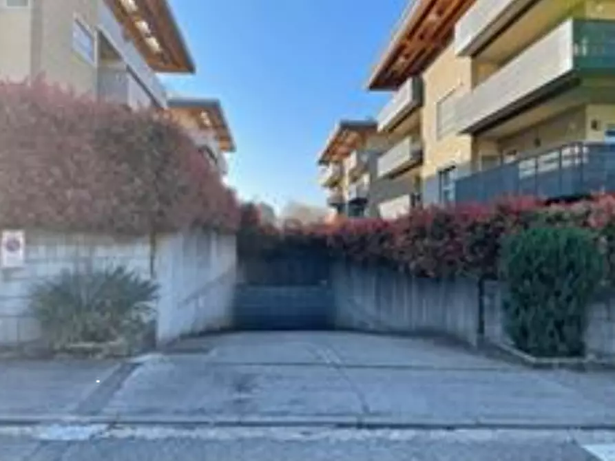 Immagine 4 di Garage in vendita  in Via Duca D'Aosta a Valdagno